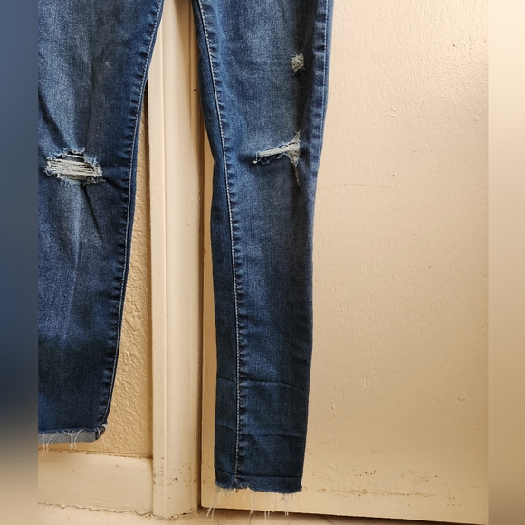 Levi's- 720 High Rise Super Skinny - Picture 4 of 9
